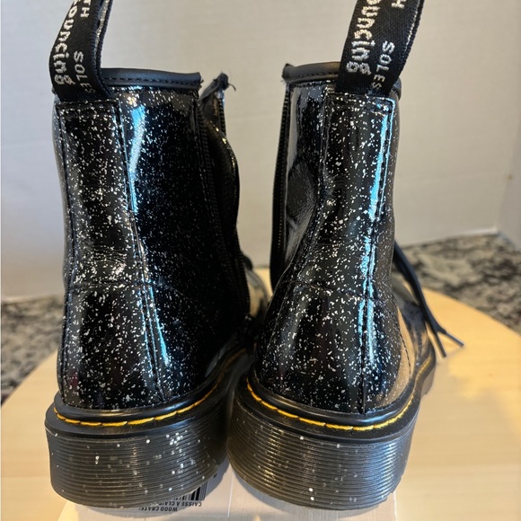 Doc Marten Gray, speckle boots🥾 bouncy soul air walk - Picture 8 of 12